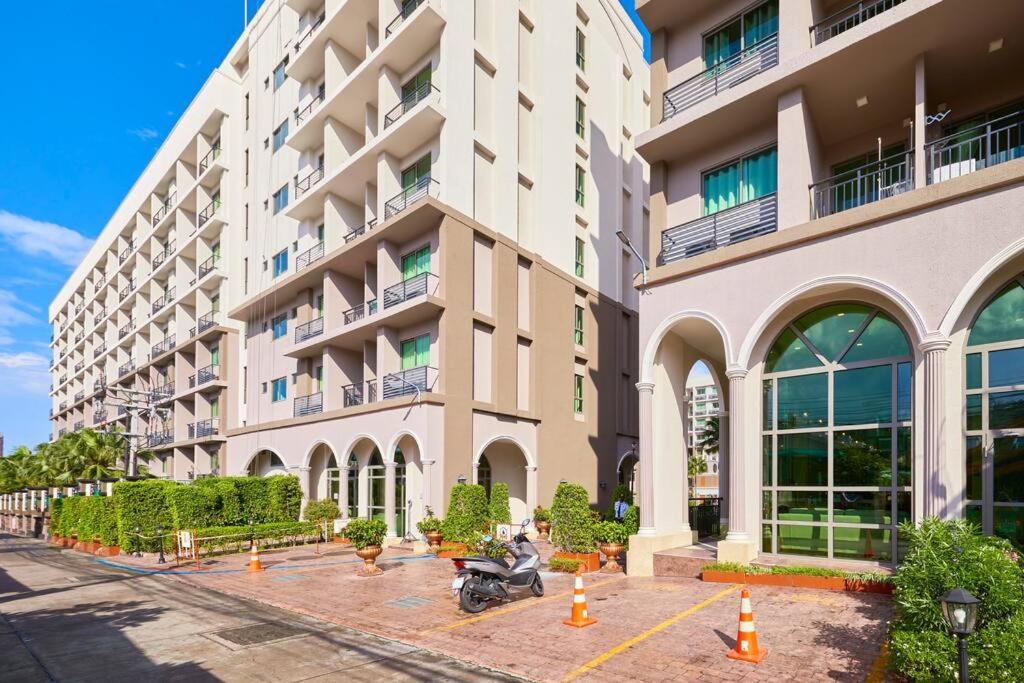 Arcadia Continental By Tech Apartemen